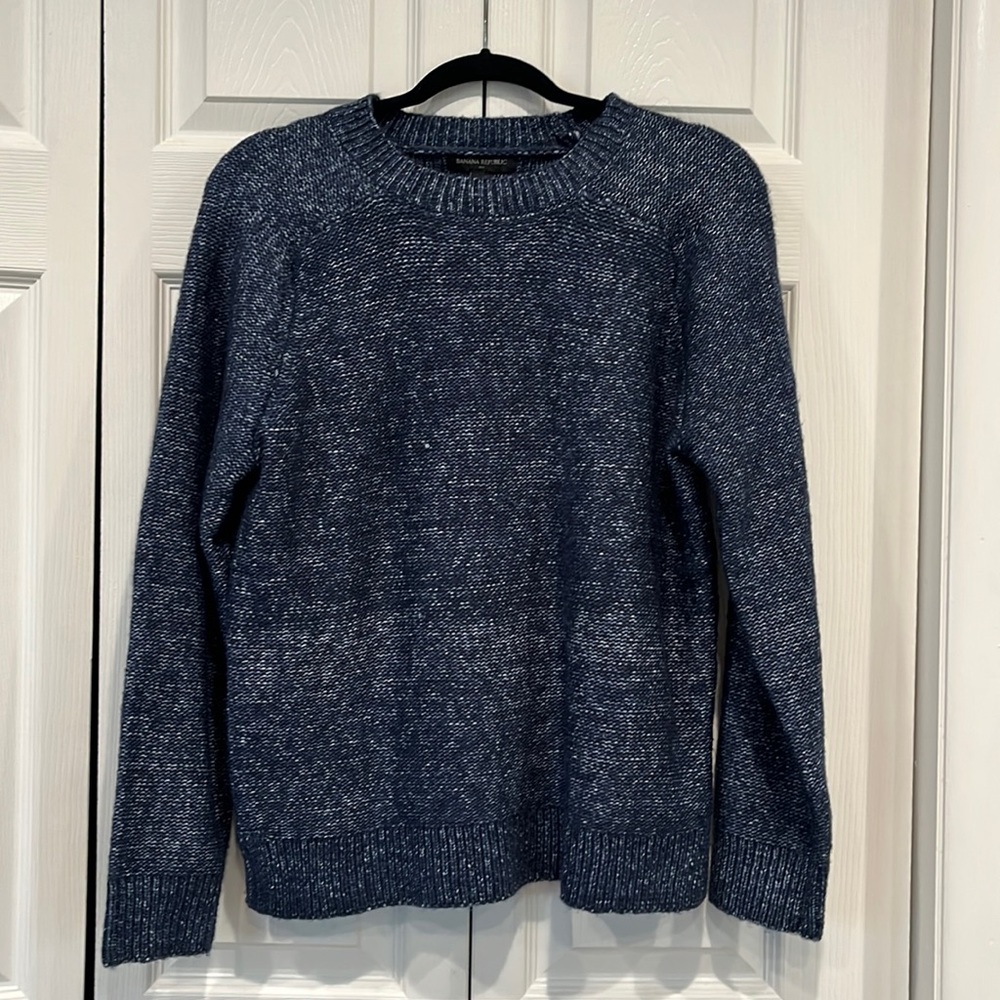 Banana Republic crew neck sweater